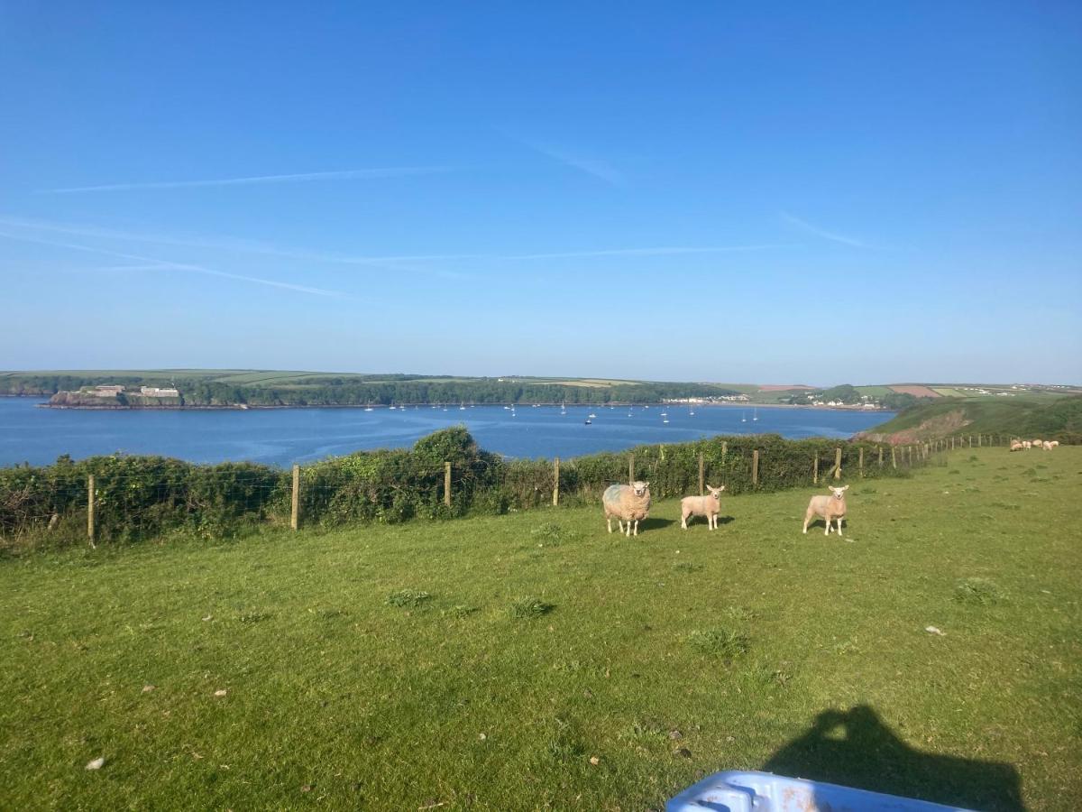 Coast Path Camping Hotel Haverfordwest Kültér fotó